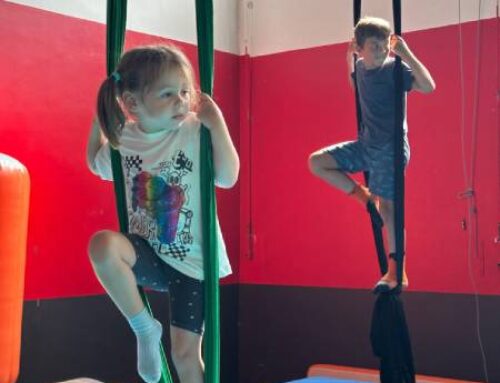 I bimbi del Centro estivo nella palestra Arti’s di Genova